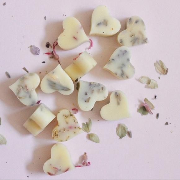 Handmade Aromatherapy Beeswax Wax Melts with Essential Oils - Picture 1 of 5